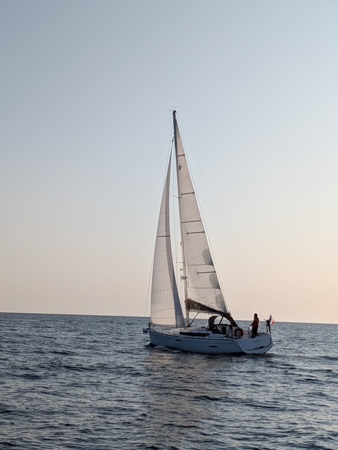 Papachat sous voile, coucher de soleil